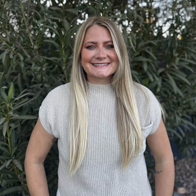 Hannah Perez, Office Manager